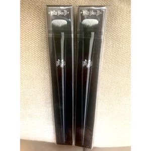 Kat Von D Lock-It Edge Concealer Brush #40